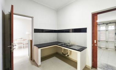 Rumah LT 220 Hadap Timur 15 Mnt ke Living World Grand Wisata J-45516