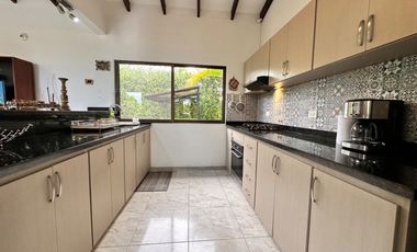 casa campestre en venta en la mesa. Cod V1460