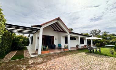 casa campestre en venta en la mesa. Cod V1460