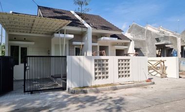 MURAH! RUMAH TERBARU PALING MEWAH DI PRAMBANAN HANYA 300JUTA FREE BIAYA