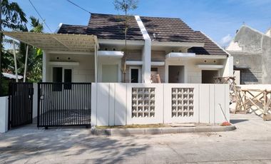 MURAH! RUMAH TERBARU PALING MEWAH DI PRAMBANAN HANYA 300JUTA FREE BIAYA