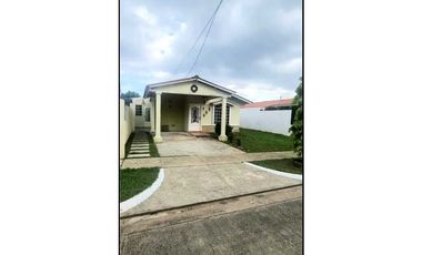 BRISAS DEL LAGO CASA EN LAS CUMBRES CASA EN VENTA