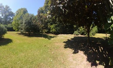 Venta de Casa Quinta en Paso del Rey Centro, calle Paganelli 258