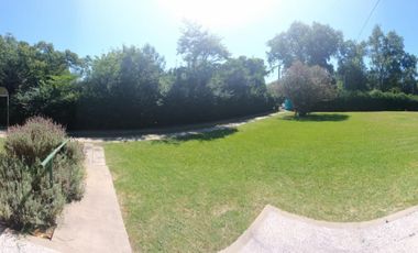 Venta de Casa Quinta en Paso del Rey Centro, calle Paganelli 258