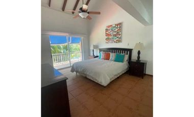 VENTA DE CASA DE PLAYA EN DECAMERON FARALLON