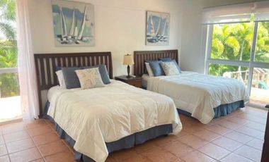 VENTA DE CASA DE PLAYA EN DECAMERON FARALLON