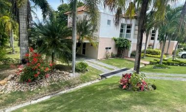 VENTA DE CASA DE PLAYA EN DECAMERON FARALLON