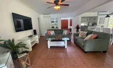 VENTA DE CASA DE PLAYA EN DECAMERON FARALLON