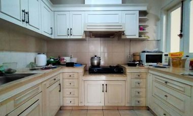 Town House di Cilandak dgn Kolam Renang & Unit Bagus Kondisi Semi Furnished HSE-A0523