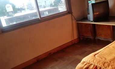 OPORTUNIDAD!! PH A REMODELAR EN HAEDO