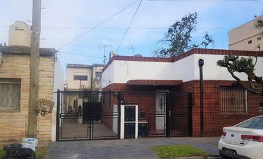 OPORTUNIDAD!! PH A REMODELAR EN HAEDO