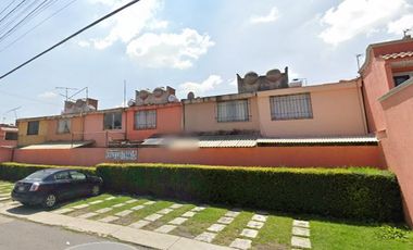 Casa en venta, Col. Carlos Hank Gonzalez, Toluca, Edo. de México