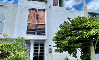 casa en venta en lomitas, lomitas del trapiche. Cod V4827