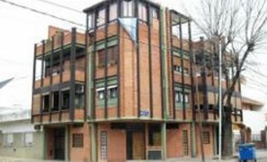 VENTA TRIPLEX EN SAAVEDRA
