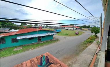 VENDO HOSTAL EN OBRA GRIS EN BUGABA