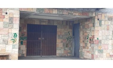 VENDO HOSTAL EN OBRA GRIS EN BUGABA