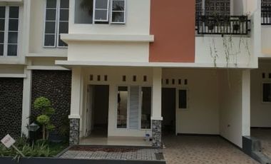 Dijual rumah minimalis cluster one gate Bintara