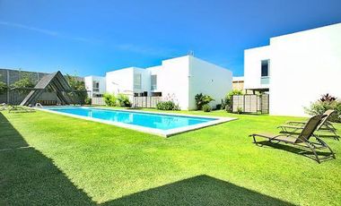 Casa en Condominio  3 Rec. 153 m2 , con alberca a 20 minutos de Cuernavaca, Mor.