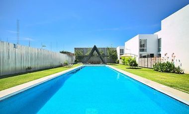 Casa en Condominio  3 Rec. 153 m2 , con alberca a 20 minutos de Cuernavaca, Mor.