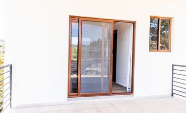 Finish to your Taste, the House of your Dreams...at El Valle de Anton