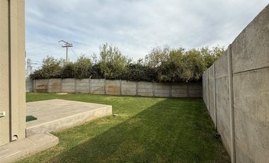 Casa en arriendo Condominio Mirador de Nogales, Machali