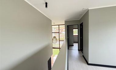 Casa en arriendo Condominio Mirador de Nogales, Machali