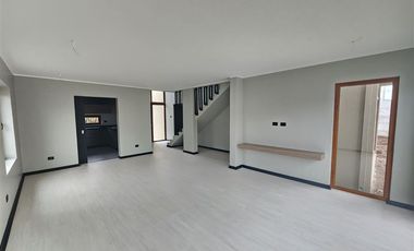 Casa en arriendo Condominio Mirador de Nogales, Machali
