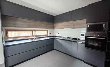 Casa en arriendo Condominio Mirador de Nogales, Machali