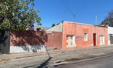 TERRENO - CALLE LOS CARRERAS CON SALAS