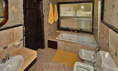&ampquotCasa de Piedra&quot, la más exclusiva de Loma Bola ( La Paz) Córdoba, 15 kms de Merlo, San Luis