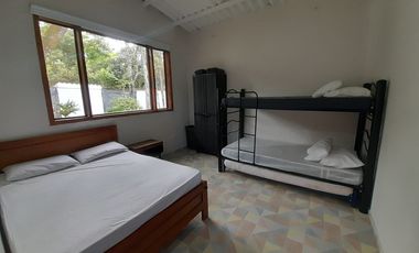 finca en venta en la mesa. Cod V5211