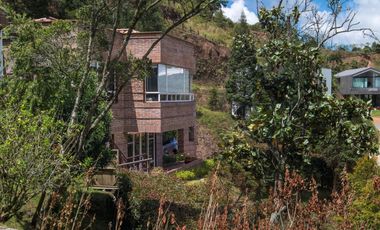 casa en venta en loma del escobero. Cod V1148