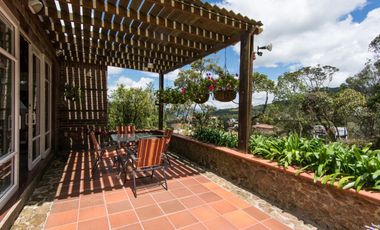 casa en venta en loma del escobero. Cod V1148