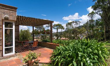casa en venta en loma del escobero. Cod V1148