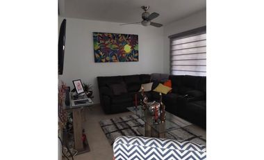 En venta hermosa casa en Versalles