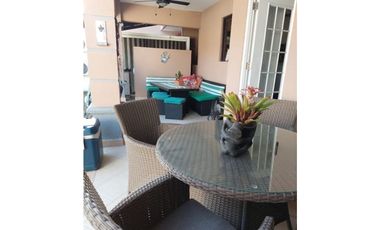En venta hermosa casa en Versalles