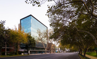 Oficina en Arriendo en Edificio Ombú/ Av Andrés Bello