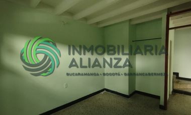 casa en arriendo en la argentina. Cod A2824