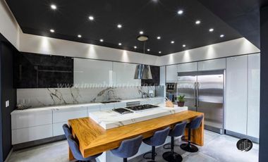 Residencia de Lujo en Venta en Virreyes, Zona Andares, Zapopan, Jal.