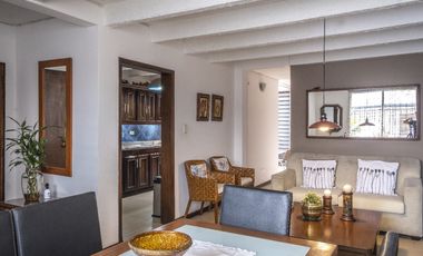 casa en venta en el refugio. Cod V8312494