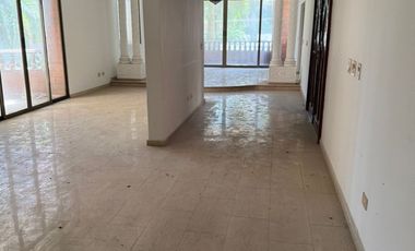 apartamento en arriendo/venta en el golf. Cod A1101