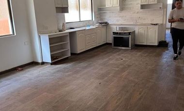 apartamento en arriendo/venta en el golf. Cod A1101