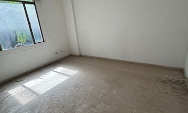 apartamento en arriendo/venta en el golf. Cod A1101
