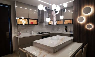 Departamento Amoblado en Venta en Samborondón