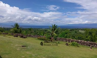 PRICE REDUCED!  AMAZING OVERLOOKING PROPERTY FOR SALE