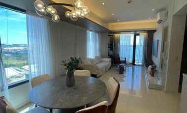 For Sale: Corner 3Bedroom Unit with Sea View in Mandani Bay Suites Cebu