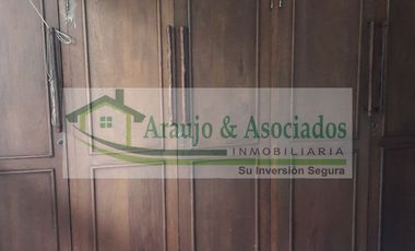 VENDEMOS HERMOSA CASA CAMPESTRE CON PISCINA PRIVADA EN PRESTIGIOSO CONDOMINIO.
