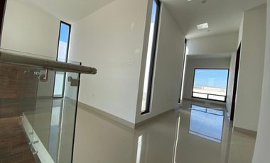CASA EN RENTA EN VIÑEDOS