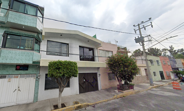 casa en venta en iztapalapa cerca de metro escuadron 201