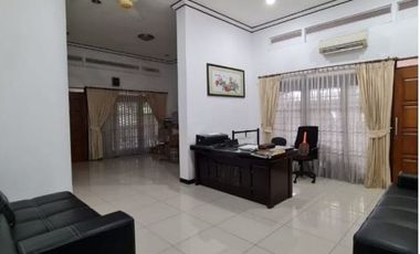 Rumah Komersial di Jemursari Surabaya Disewakan
